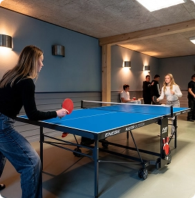 Mesa de Ping Pong ENEBE para uso en colegios